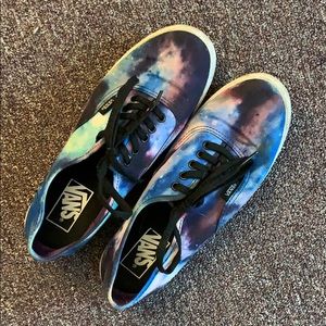 Galaxy women’s vans